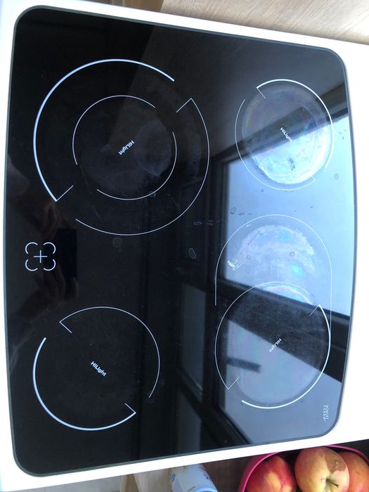 Продавам готварска печка AMICA