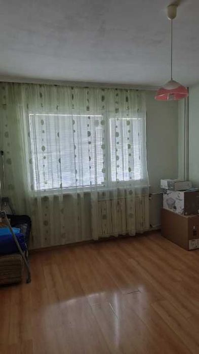 Тристаен апартамент в Толстой