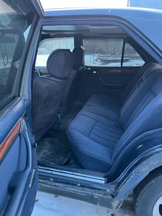 Мерседес бенз 124