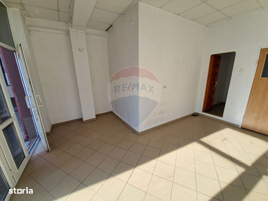 Spațiu comercial de închiriat în zona 1 Mai