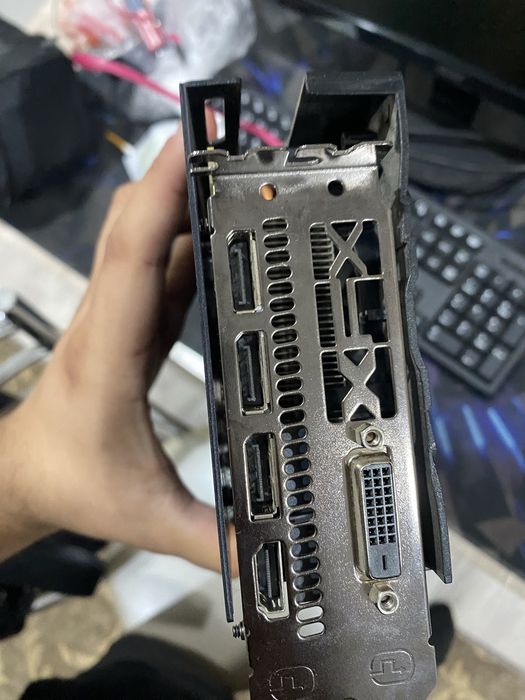 RX 590 8GB видеокарта