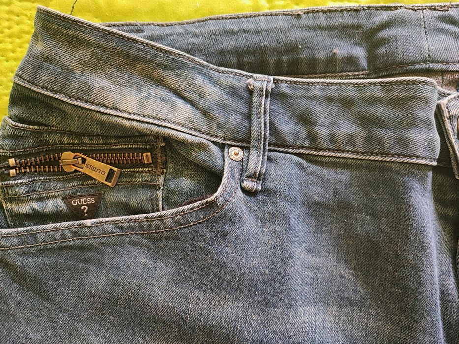 Продавам мъжки дънки, голям размер