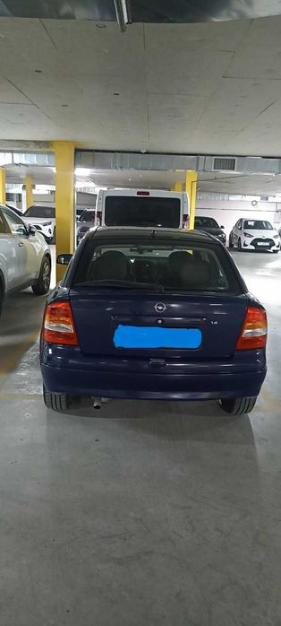 Продавам Опел Астра 1,4 бензин