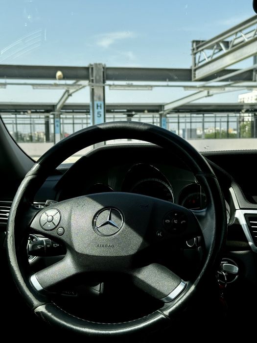 MERCEDES-BENZ E-Class 2009 — imagine 3