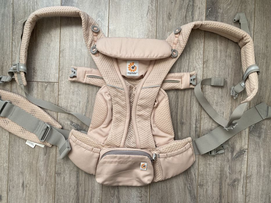 Ergobaby Omni Breeze, розова