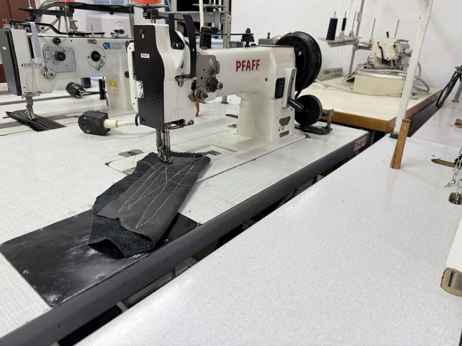Masini de cusut cu triplu transport PFAFF / Durkopp piele/tapiterie