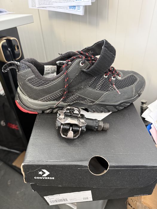 Incaltsminte ciclism Shimano cu pedale spd