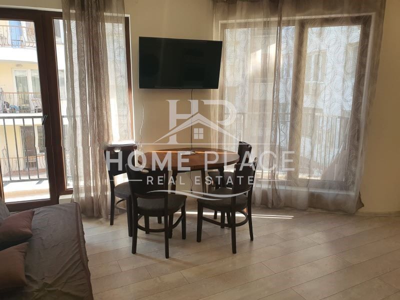 Дава се под наем Тристаен апартамент в Варна, Център - 73 кв.м за 560.49 € - Снимка #1