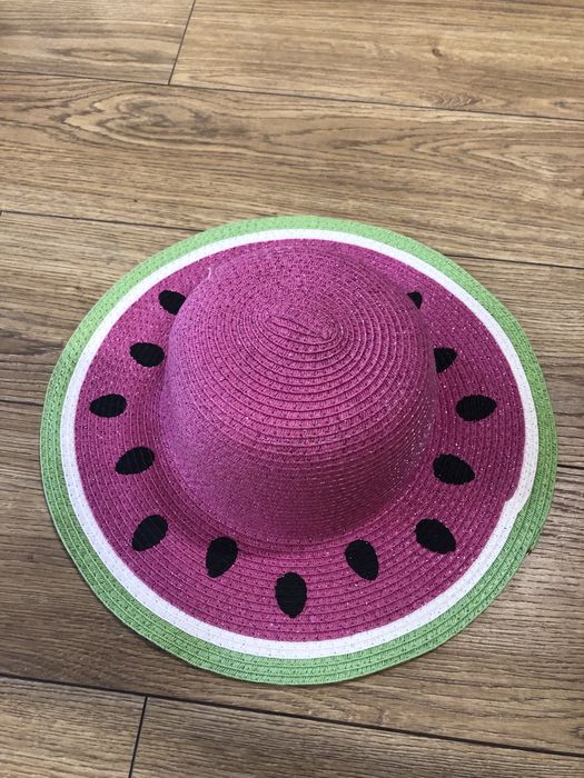 Нова детска шапка диня