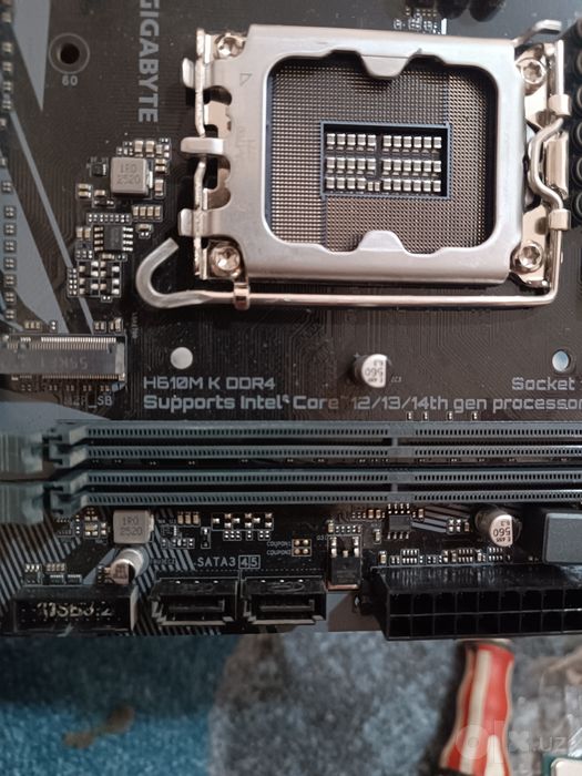Gygabyte materinka h610m k ddr4