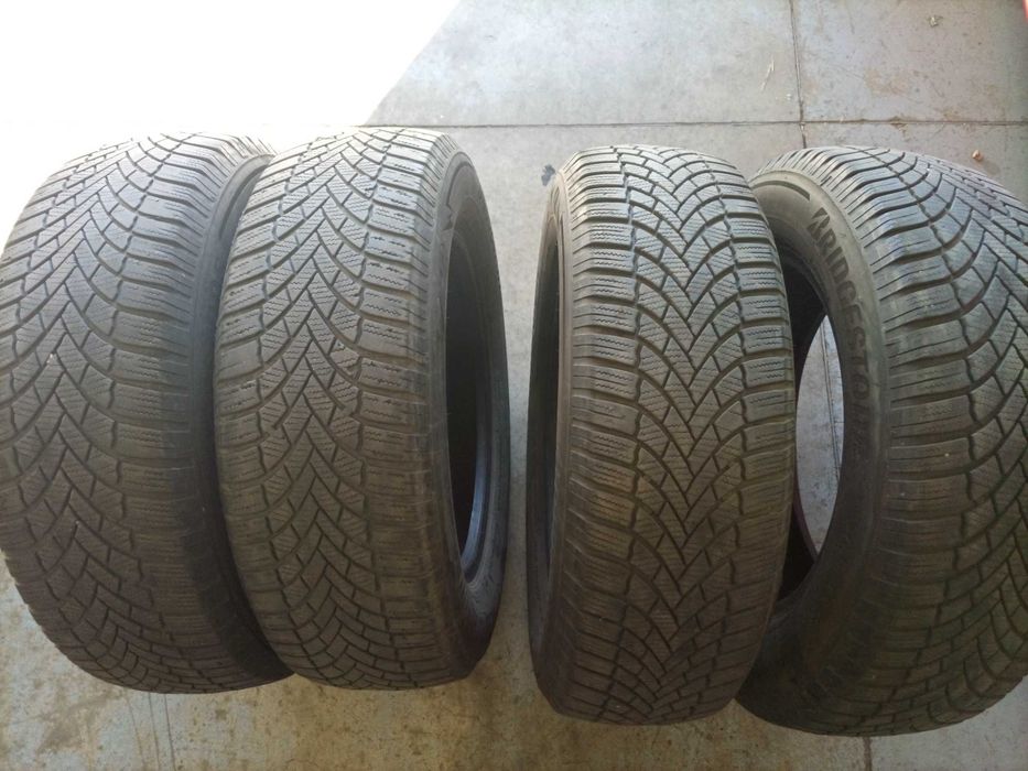 Anvelope de iarna Bridgestone 225/65 R17