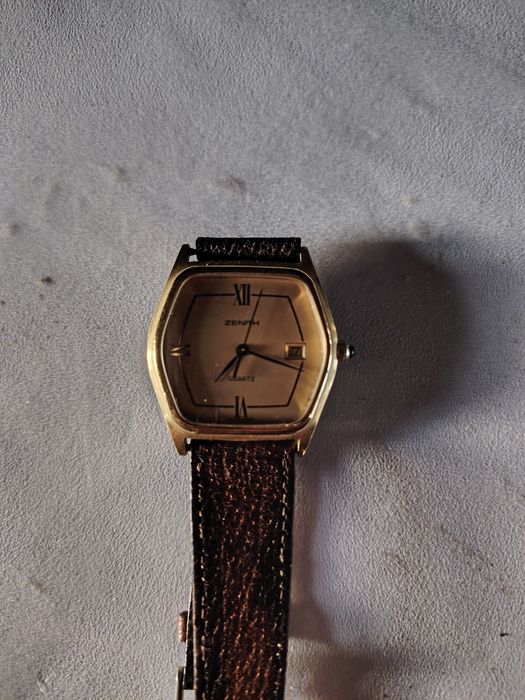 Ceas Elvețian  Zenith quartz funcrional