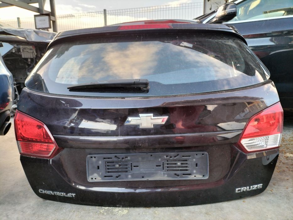 Врата багажник Chevrolet Cruze combi / Шевролет Круз Комби 2012г.