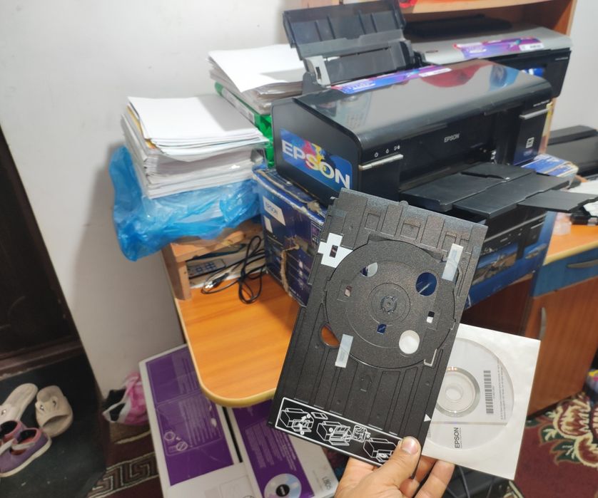 Epson P 50 yangi 1000 ta chiqargan 6 ta rangli karopka dakument idial