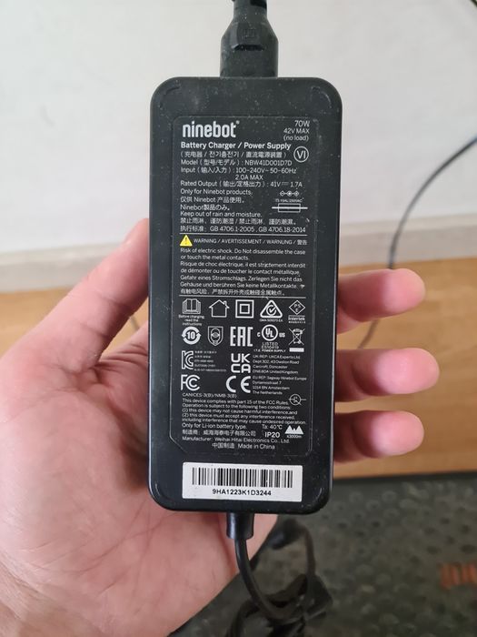 Продам Электросамокат Ninebot F2 Pro