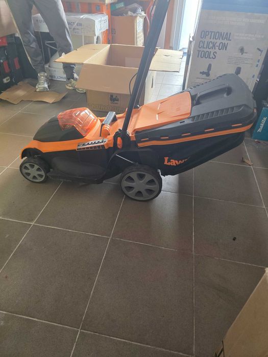 Mașină de tuns iarba electrică LawnMaster CLMF4841E 48V Max, mulcire până la 450 m², 42L, 6 niveluri