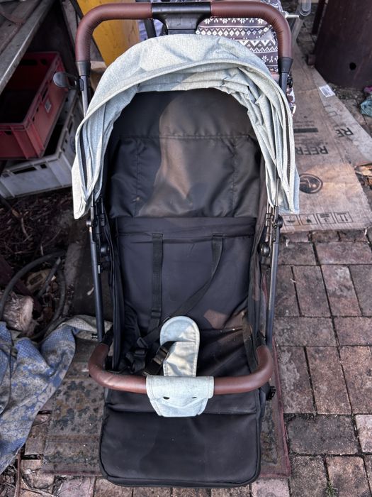 Детская коляска прогулочная