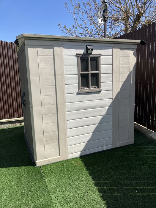 Casuță de grădină Keter Factor 6x6 cu podea plastic 178x195,5 bej