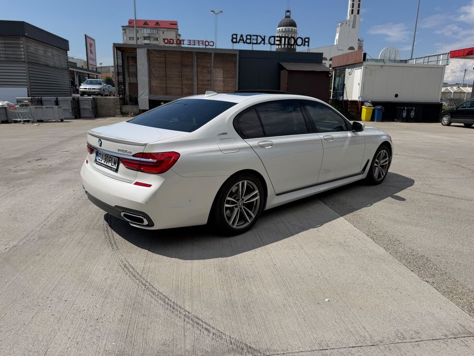 Vand BMW seria 7 g11 doi litri benzina hibrid