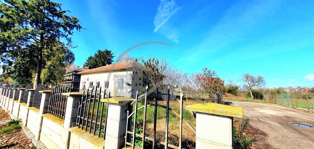 Заведение в Добрич област с.Сенокос площ 400 цена 265000