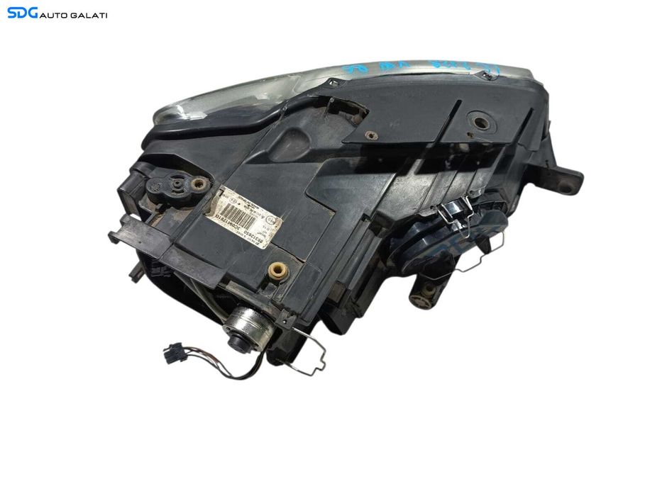 Far Stanga cu Lupa si Bi Xenon cu Droser EUROPA Volkswagen Passat B6 2005 - 2010 Cod 3C0941751G 89312650 3D0907391B (Ureche Superioara Lipsa) [LC2128]