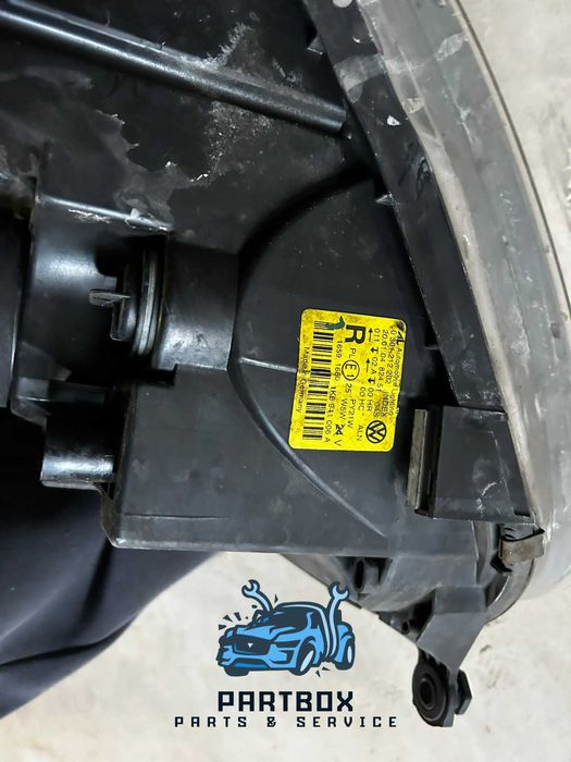 Фарове VW Golf V 2004