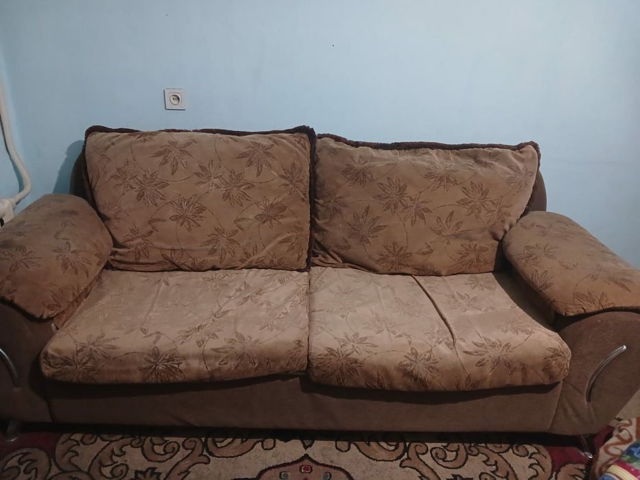 Диван с креслами