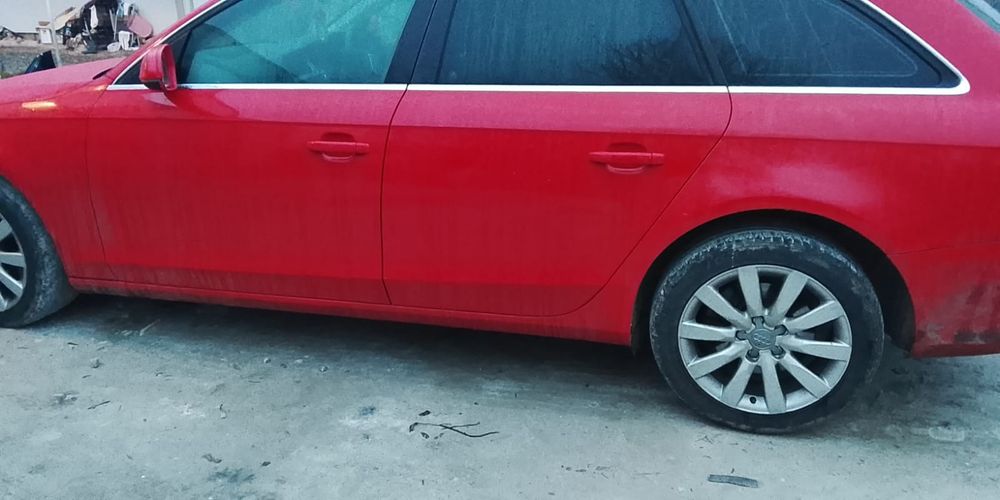 Portiera fata  spate ,stânga ,drapta portiere cod. LZ9Y LY7W LX5V LY3J