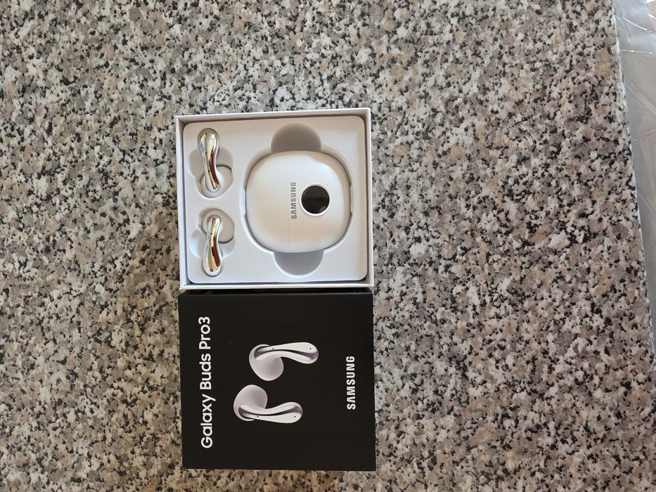 Casti Samsung Galaxy Buds 3 Pro, calitate premium