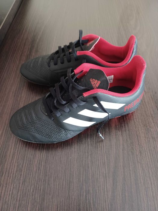Ghete de fotbal pt copii Adidas