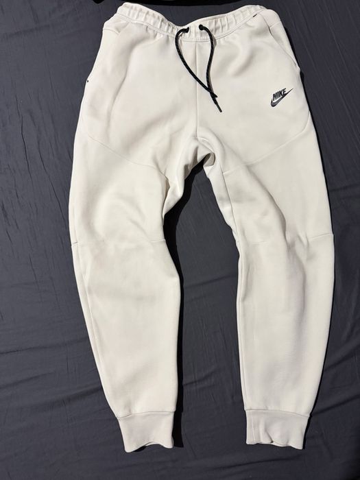 Nike Tech Fleece !!СПЕШНО!! !!ОРИГИНАЛЕН!!
