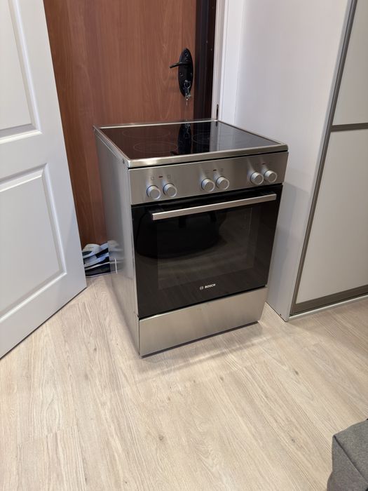 Продам кухонную плиту Bosch