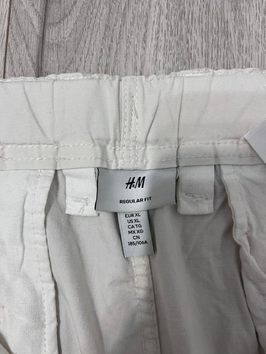 Blugi albi regular fit H&M
