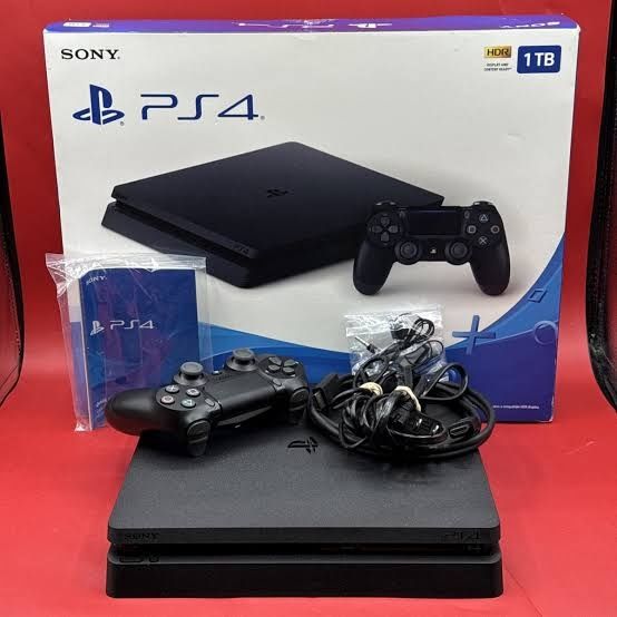 Продаётся PS4   1 tb