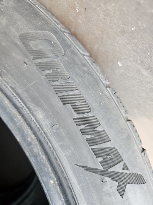 Гуми 315/40/21 2бр.