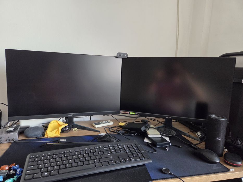 Vand 2x Monitor Acer Nitro VG272 si VG270