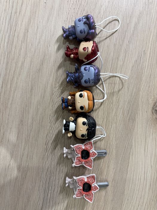 Фигурки kinder joy stranger things