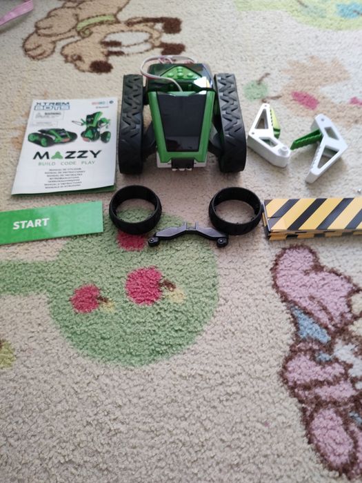 Mazzy robot jucarie