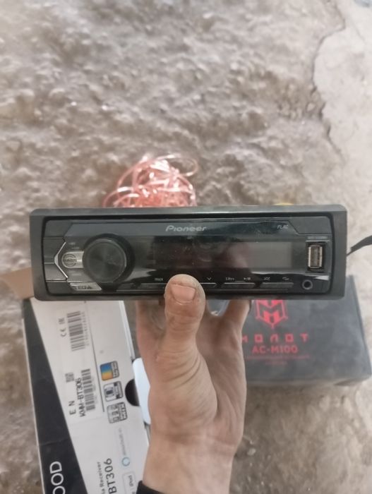 Продам магнитолу пионер