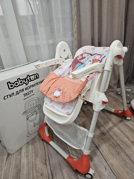 Стульчик для кормления.