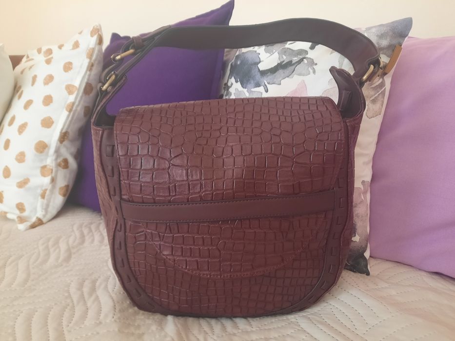 НОВА дамска чанта