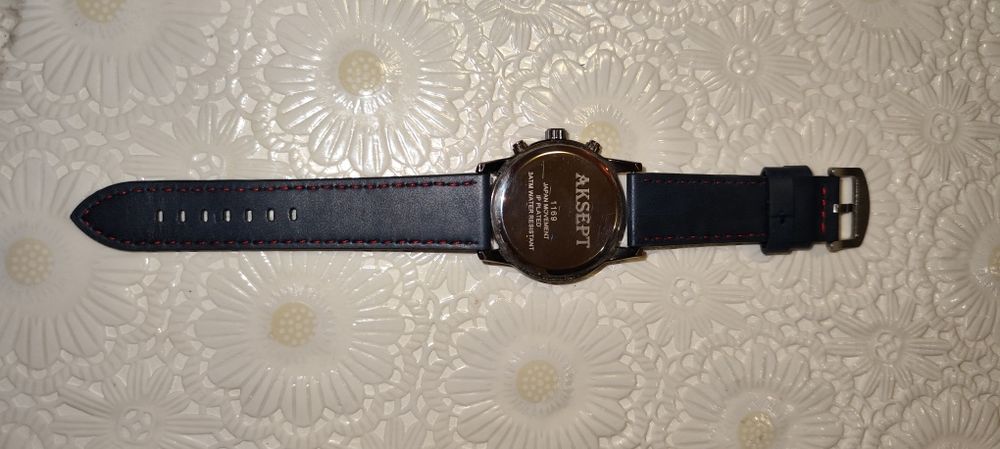 Японски часовник Aksept - чисто нов