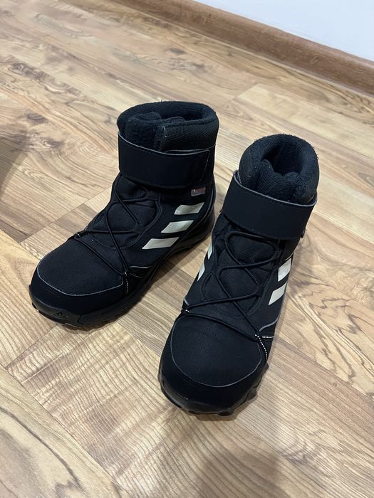 Ботинки adidas Terrex Snow