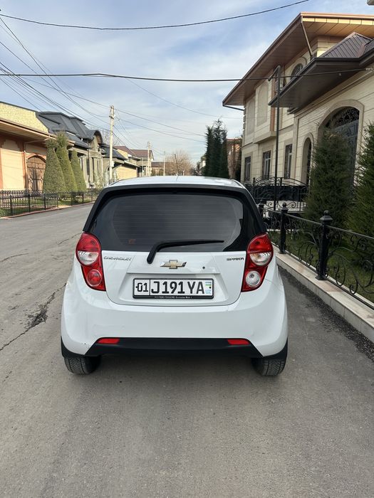 Euro 1 спарк сотилади