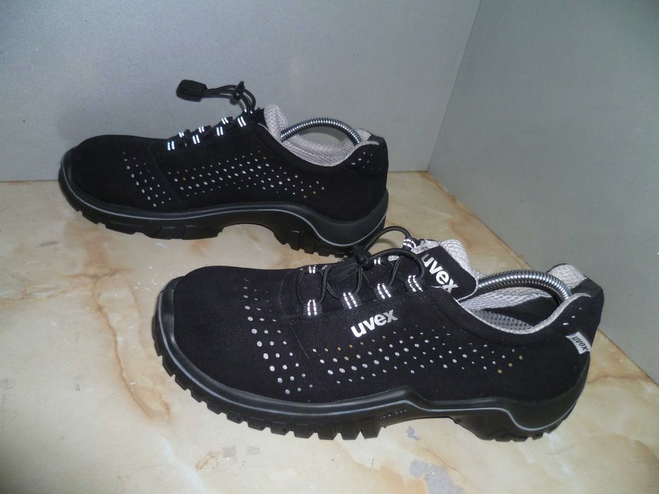 UVEX работни обувки