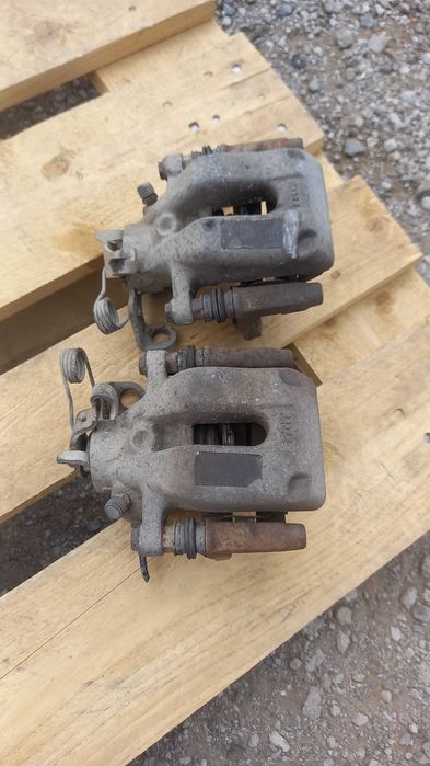 Задни апарати Пежо 407