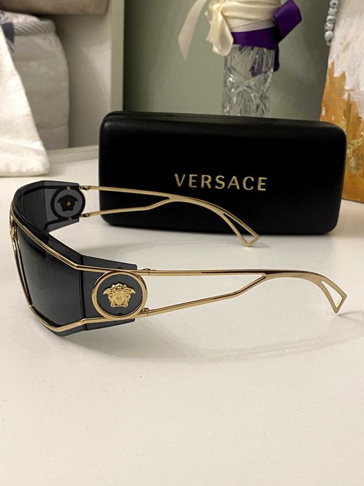 Солнцезащитные очки