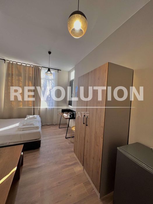 Дава се под наем Едностаен апартамент в Варна, Център - 31 кв.м за 373.83 € - Снимка #4