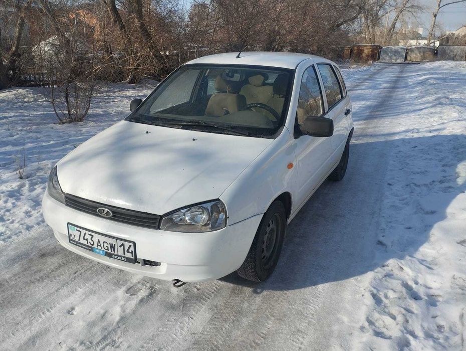 Авто в аренду с выкупом Lada Kalina 2012, 7500 сутки, на 14 месяцев