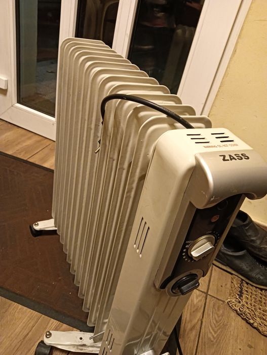 Calorifer electric pe ulei Zass 3 viteze 12 elementi pt camera mare